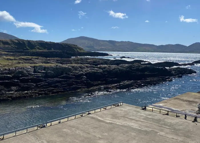 Bungalow By The Sea 펜션