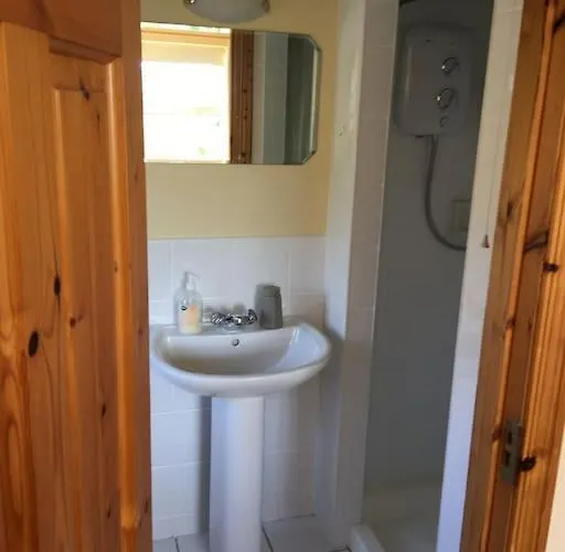 Bungalow By The Sea 펜션